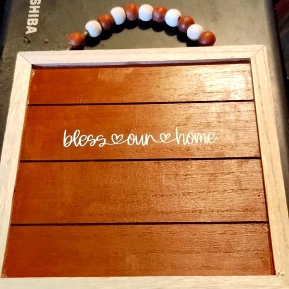 Bless our home handmade wooden plaque - Picture 1 of 2